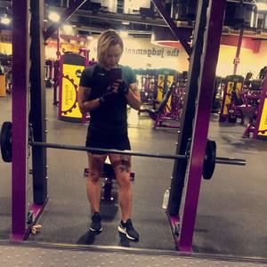 Meet your Posher, Angie